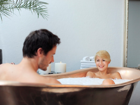 Sissi’s organic whey bath for two